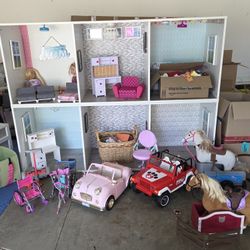 Huge Lot Of American Girls Dollhouse