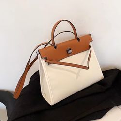 Women's Shoulder Bags