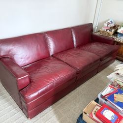 Red Leather Sofa - GUNNAR V. HENRICKSSON