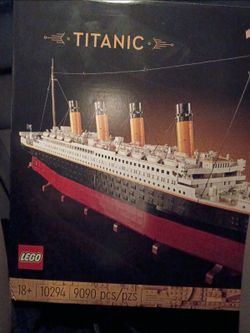 LEGO Titanic Set 10294 – 9090 Pieces
