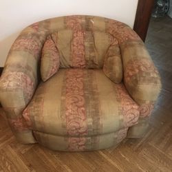 Set Of 2 Swivel Chairs