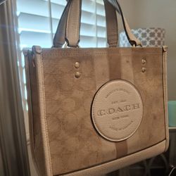 Small COACH Dempsey Purse
