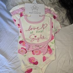 Baby Clothes ( New Born To 6 Months Old) 