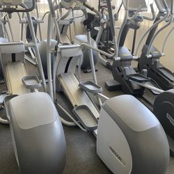 Precor EFX 556i Navy Elliptical, Adjustable Incline , Gym Equipment 