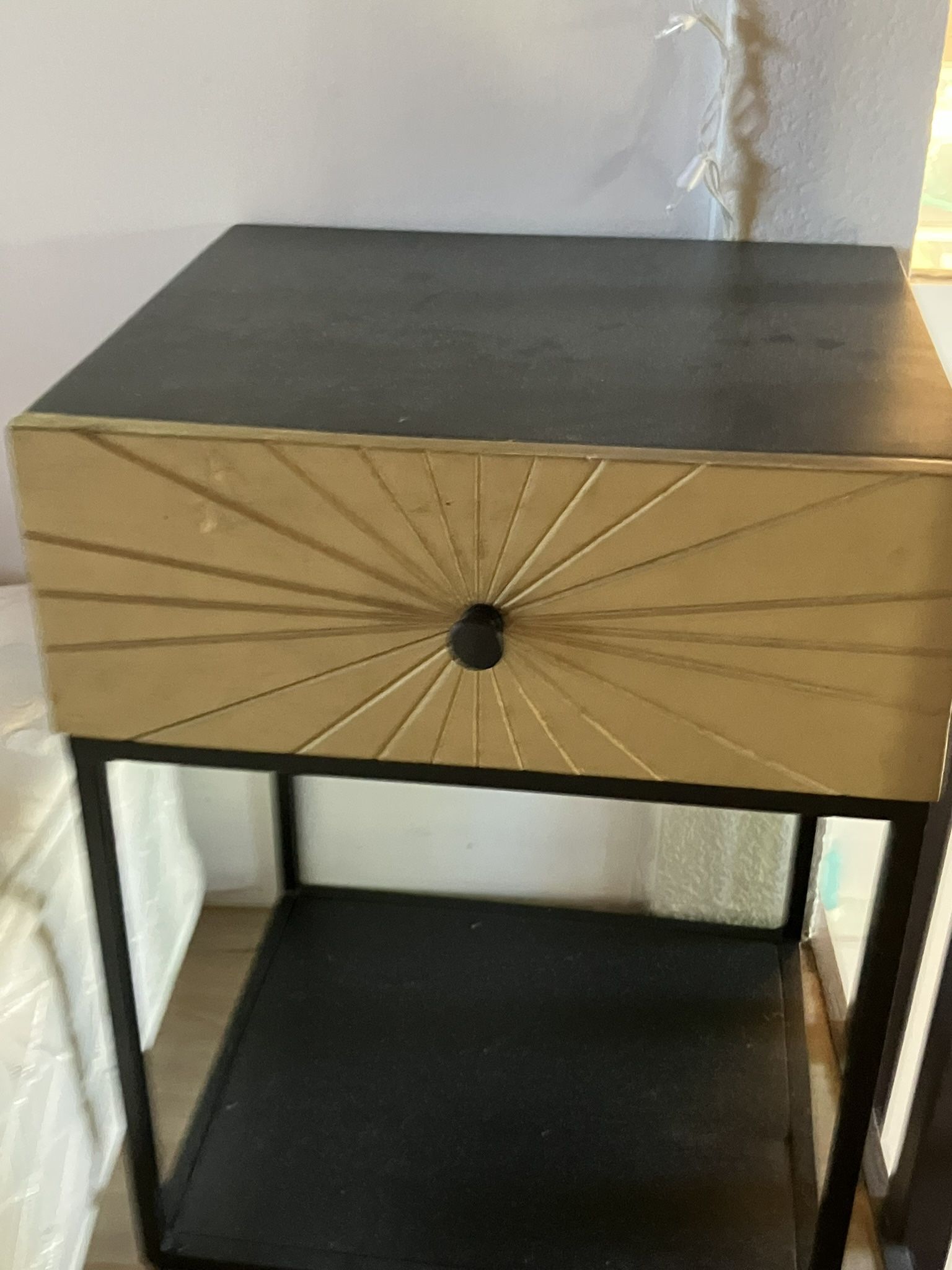 Night Stand Or Couch Side Table