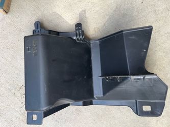 Black Plastic Automotive Underbody Shield Panel