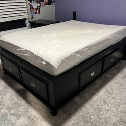 Full Bed With 6 Drawers And Headboard