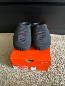 Nike mind 001 black size 9