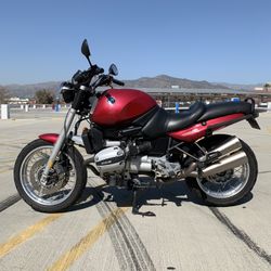 BMW R1100R