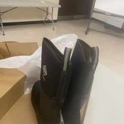 Size 11 Muck Boots