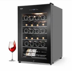 17 in. Wine Cooler 24 Bottle Freestanding Wine Refrigerator with Door Lock, Black