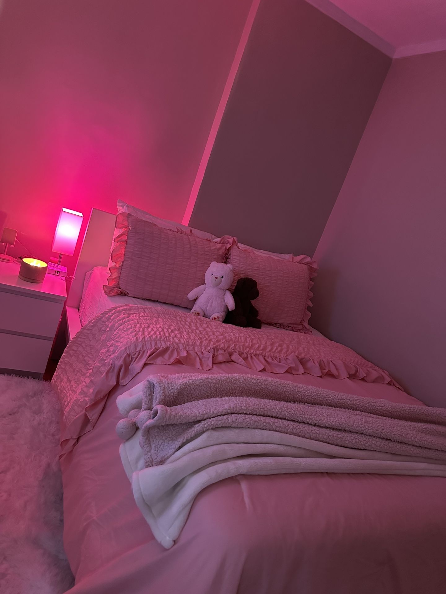 Affordable Bedroom Set - Great Condition!