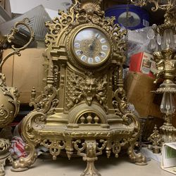 BEAUTIFUL ANTIQUE HEAVY BRASS CLOCK