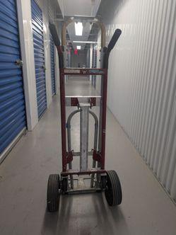 Milwaukee 4-in-1 Convertible Hand Truck