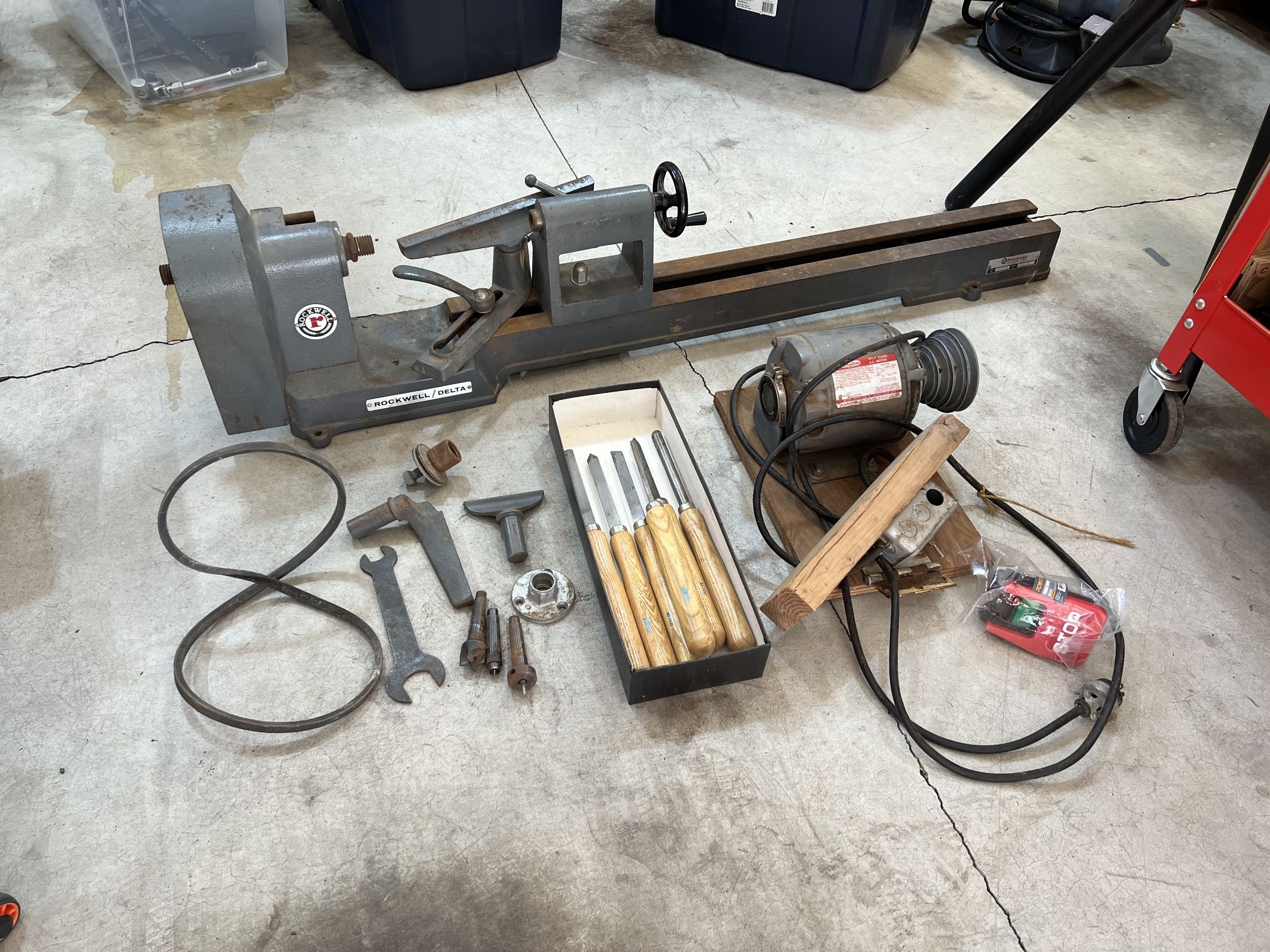 Rockwell Delta Lathe + Extras