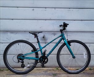 SPECIALIZED JETT 24" BIKE