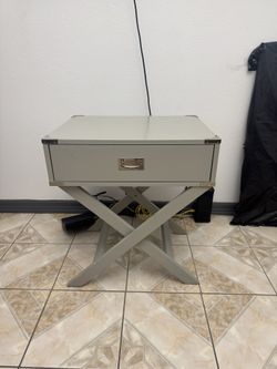 night stand / drawer