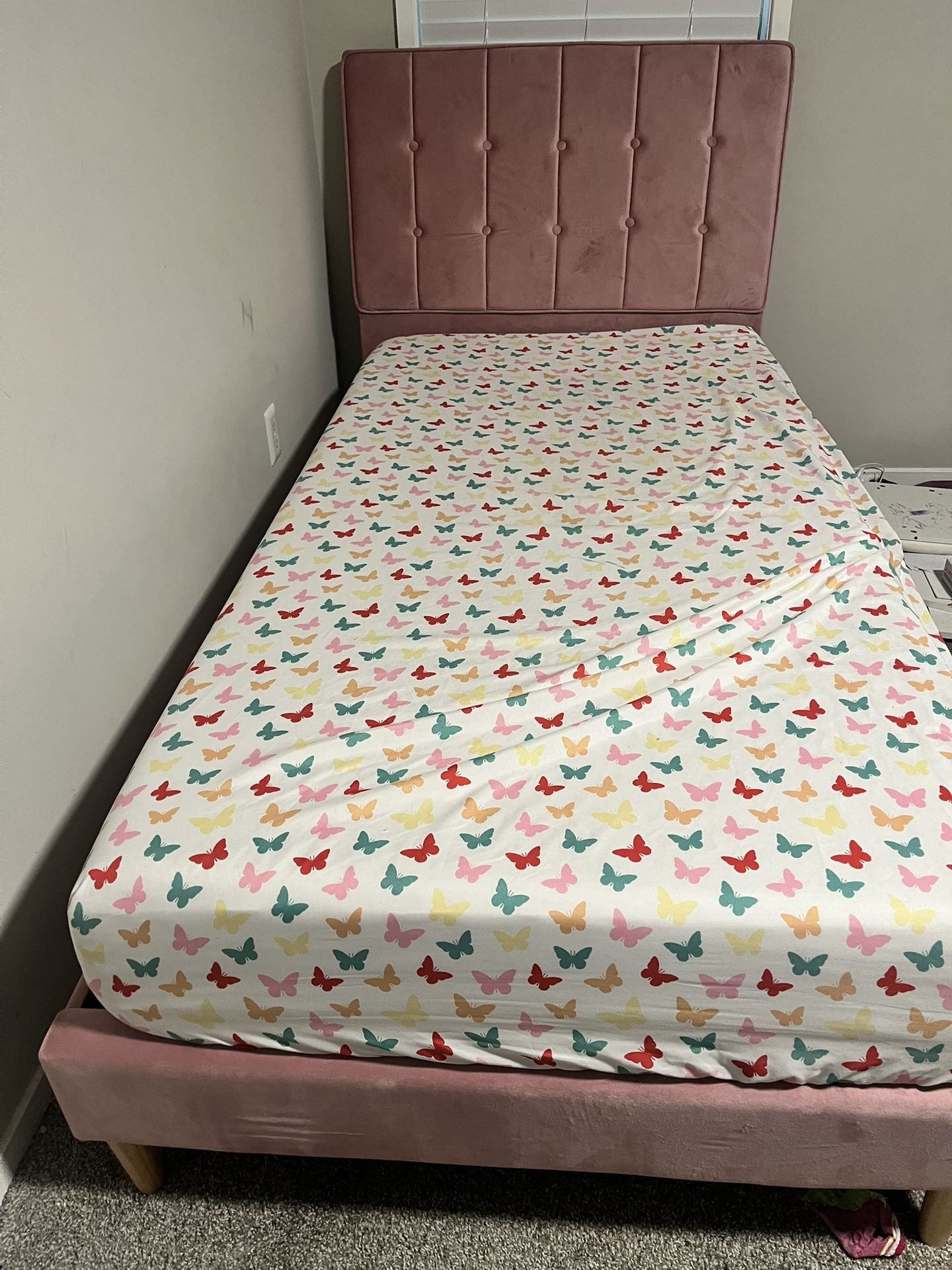 Pink Velvet Twin Bed Frame With Wood Slacks