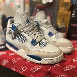 Jordan 4s