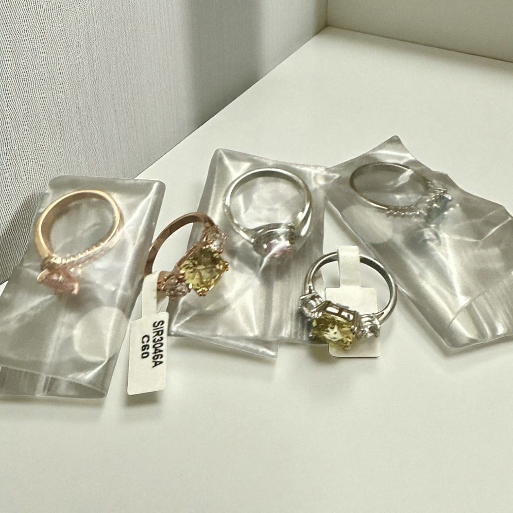 Rings! 💍 Yellow, Pink, Light Blue, Etc. Size 7