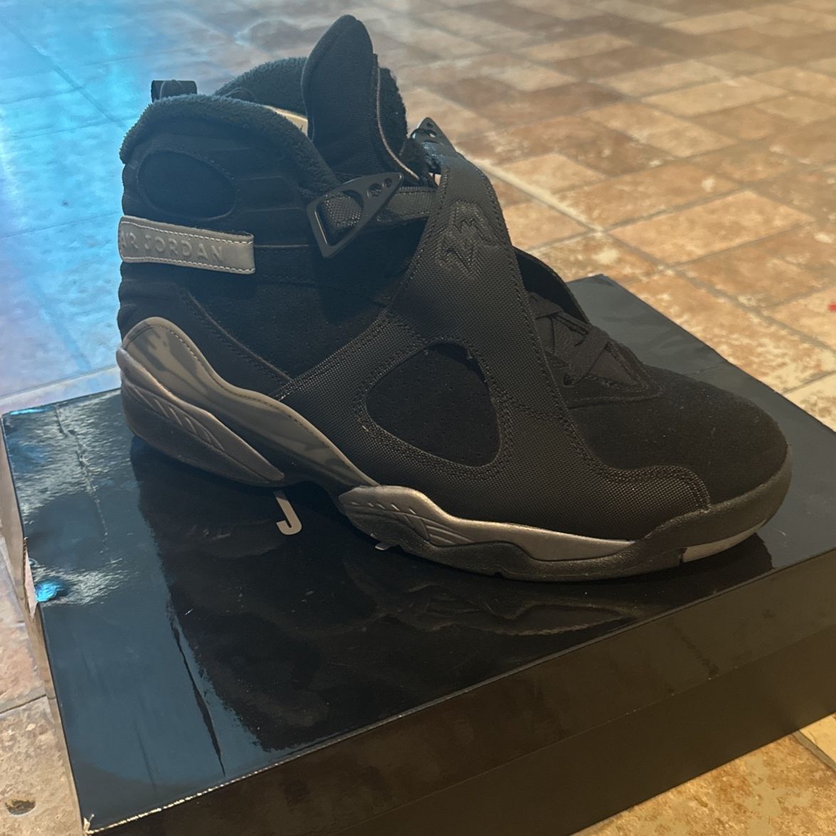 10.5 Air Jordan 8 Retro WNTR