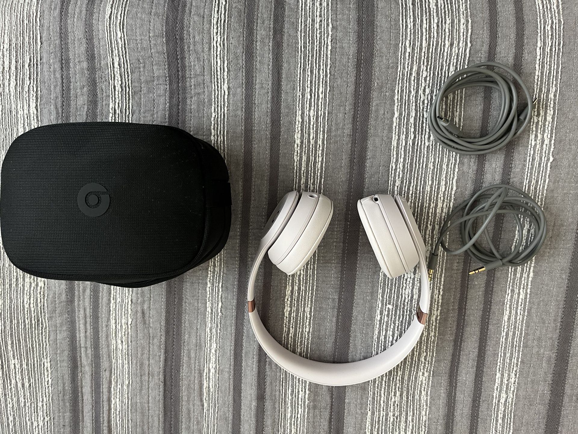 Beats Solo 4