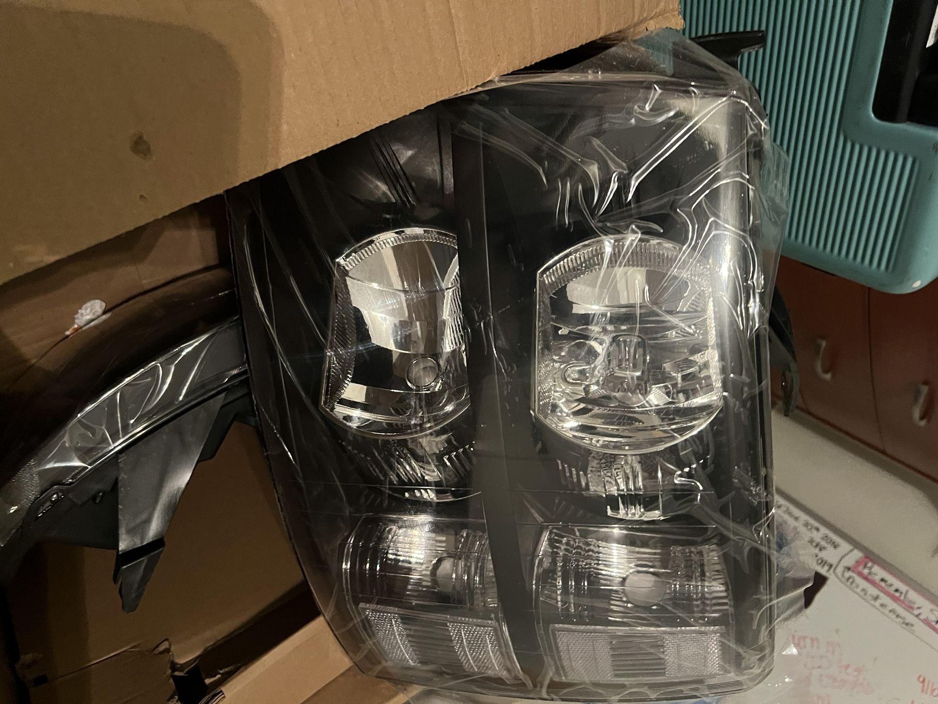 07-13 Chevy Silverado Headlights