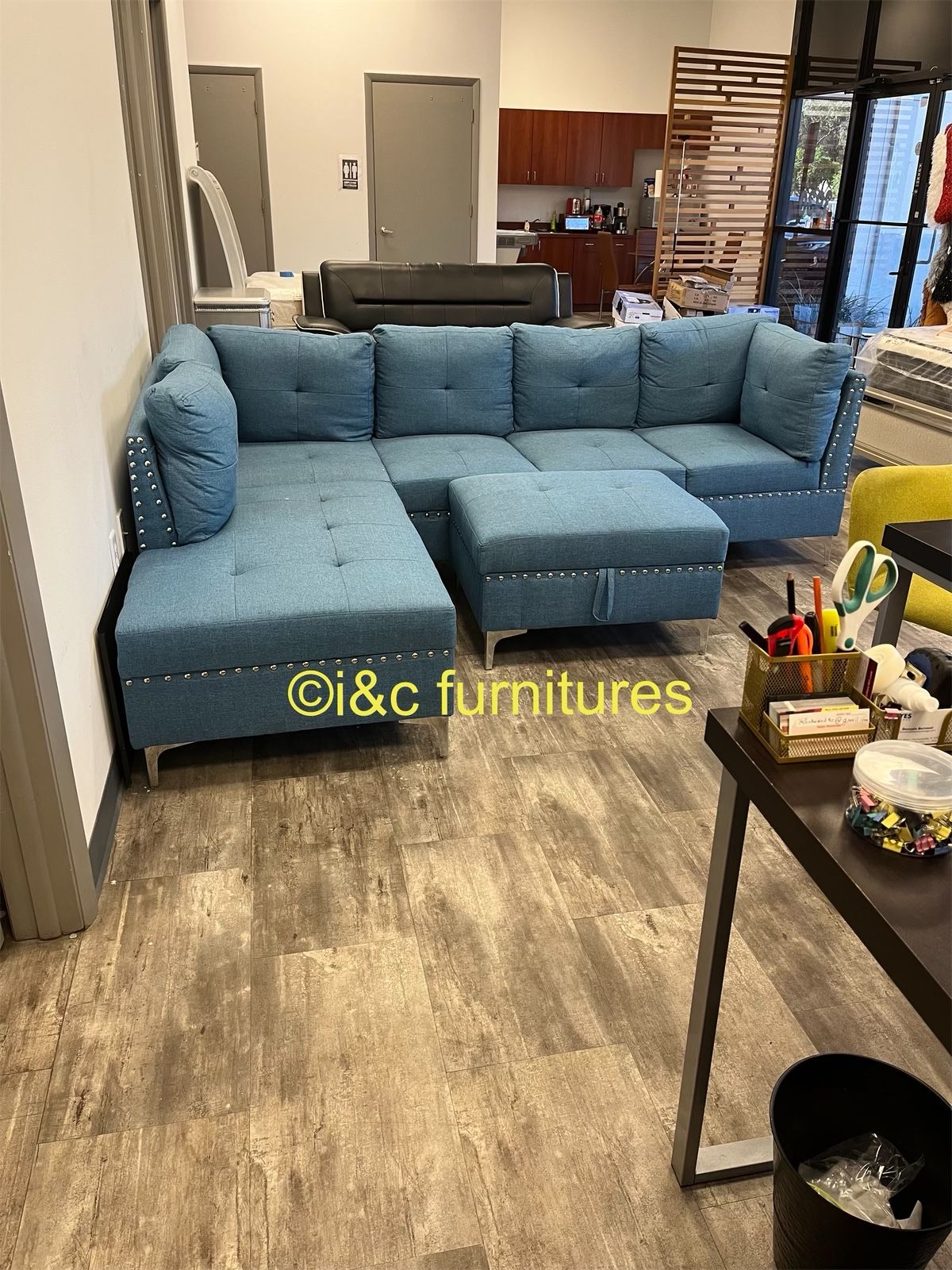 Couch Sofa Sectional Love Seat New In The Box 📦 Same Day Delivery. Black Gray White Red