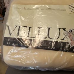 Vellux blanket Twin/Twin XL