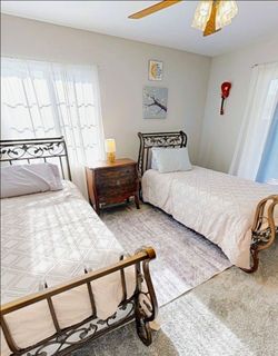 Twin Beds - Wrought Iron & Metal Frames (2)