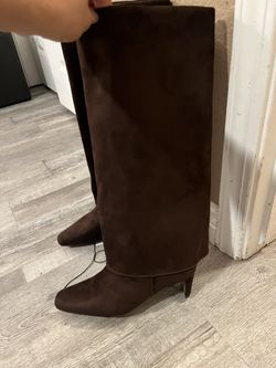 Boots Size 8