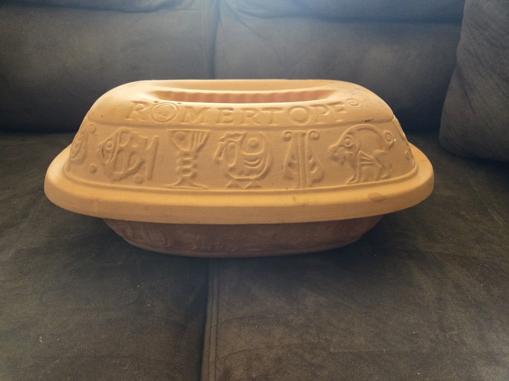 Romertopf Clay Cooking Pot