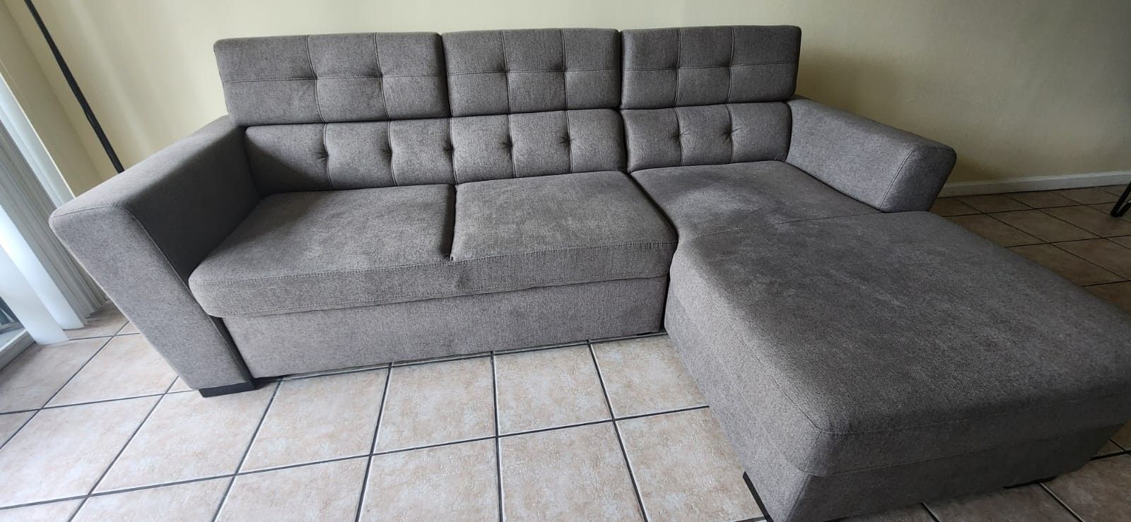 Gray Sofa Bed / Sofa Cama Gris