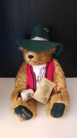 Hermann Octoberfest bear