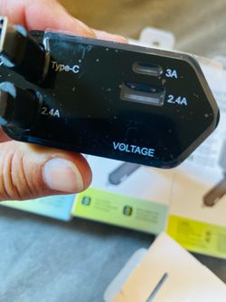 Car Charger- Retractable cable car charger