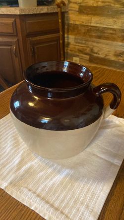 Vintage USA Two-Tone Stoneware Batter Jug / Pitcher (6.5" x 8")