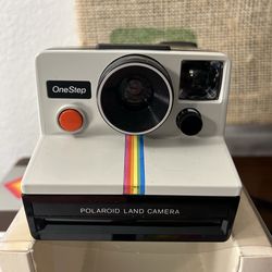 1970s Polaroid OneStep Land Camera