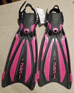 NWT, TUSA SF-22 Sola Open Heel Scuba Diving Fins sz Small. Retails $150