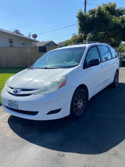 2008 Toyota Sienna