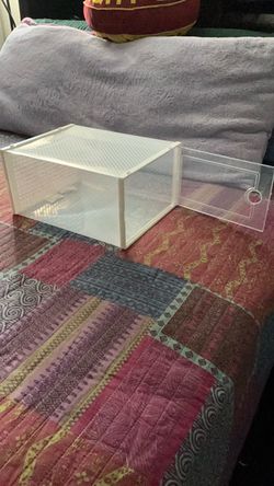 24 Plastic Shoe boxes