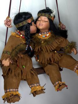 Crouch Collection 1/5000 Native American Couple Dolls Hanging Swing 26”