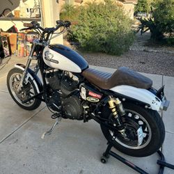 2007 Harley Davidson XL1200C