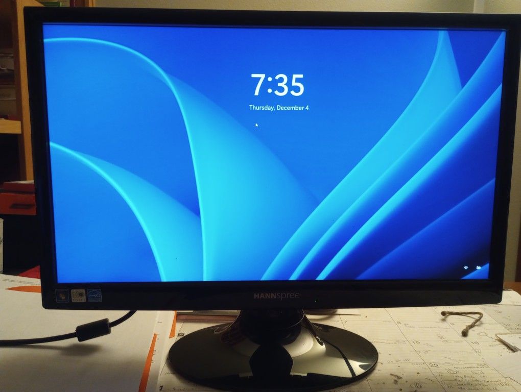 Hannapree HF225 LCD Monitor