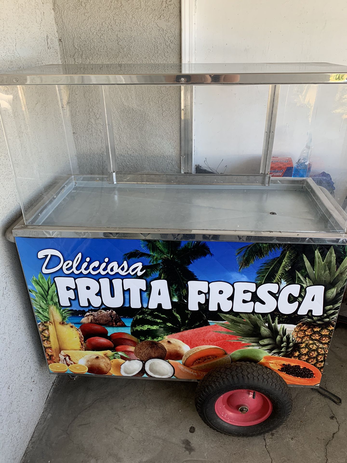 Fruit cart in great condition very nice asking 750