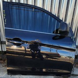 SUBARU OUTLANDER FRONT PASSENGER ROGHT DOOR