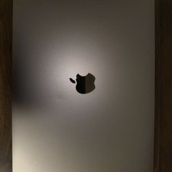 MacBook Air (2019) Dark Gray 