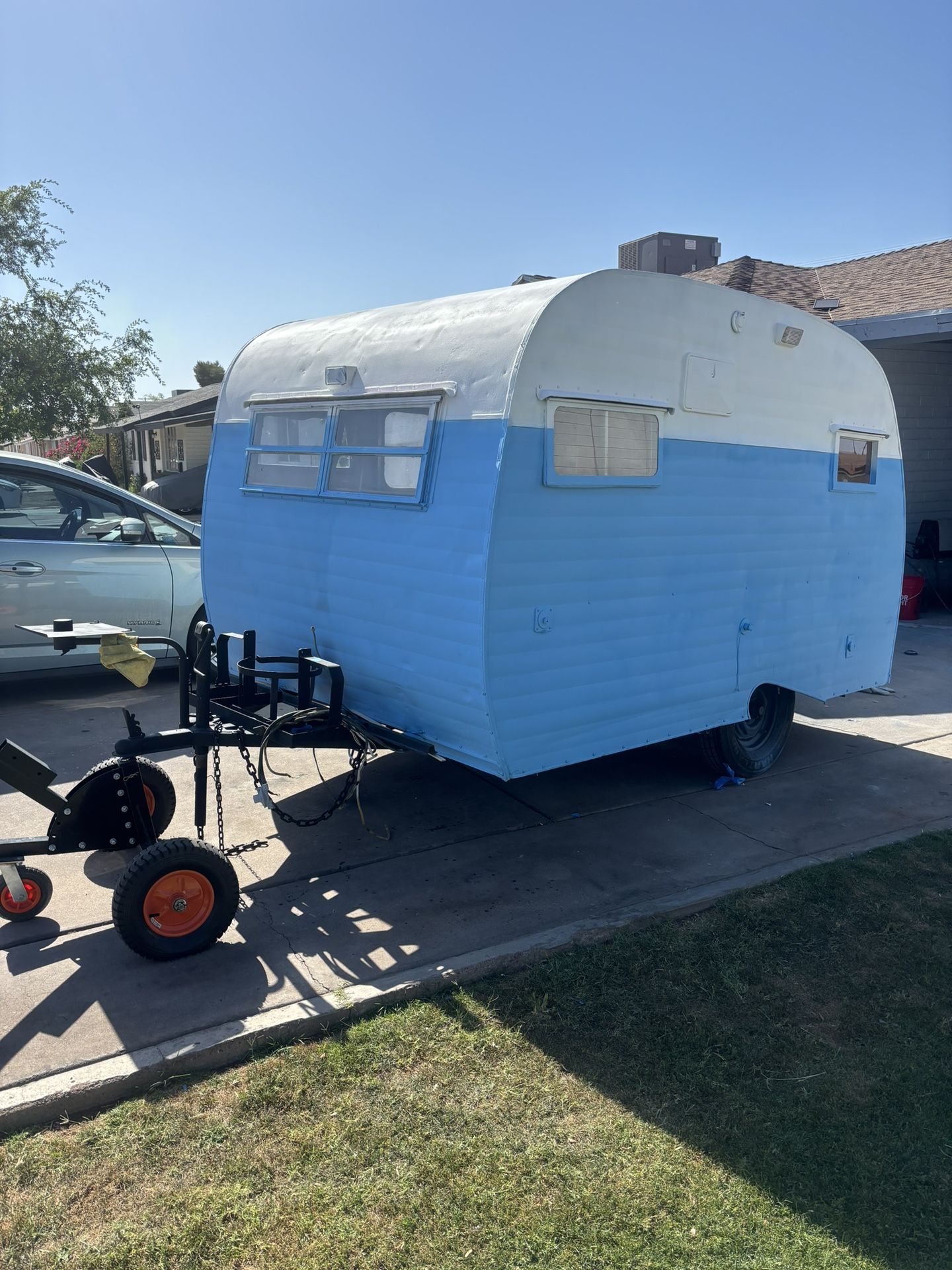 Small Camper With Title 
