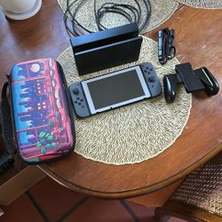 Nintendo Switch 