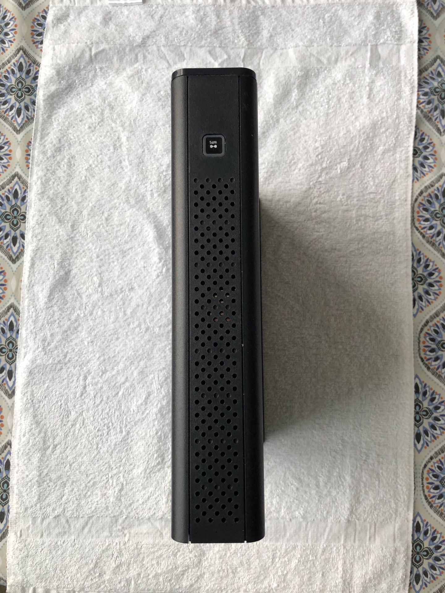 Arris Touchstone TG2472 WiFi Router for Sale in Herndon, VA