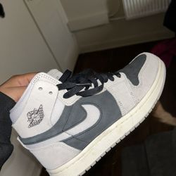 Nike Airs Carbon Edition 